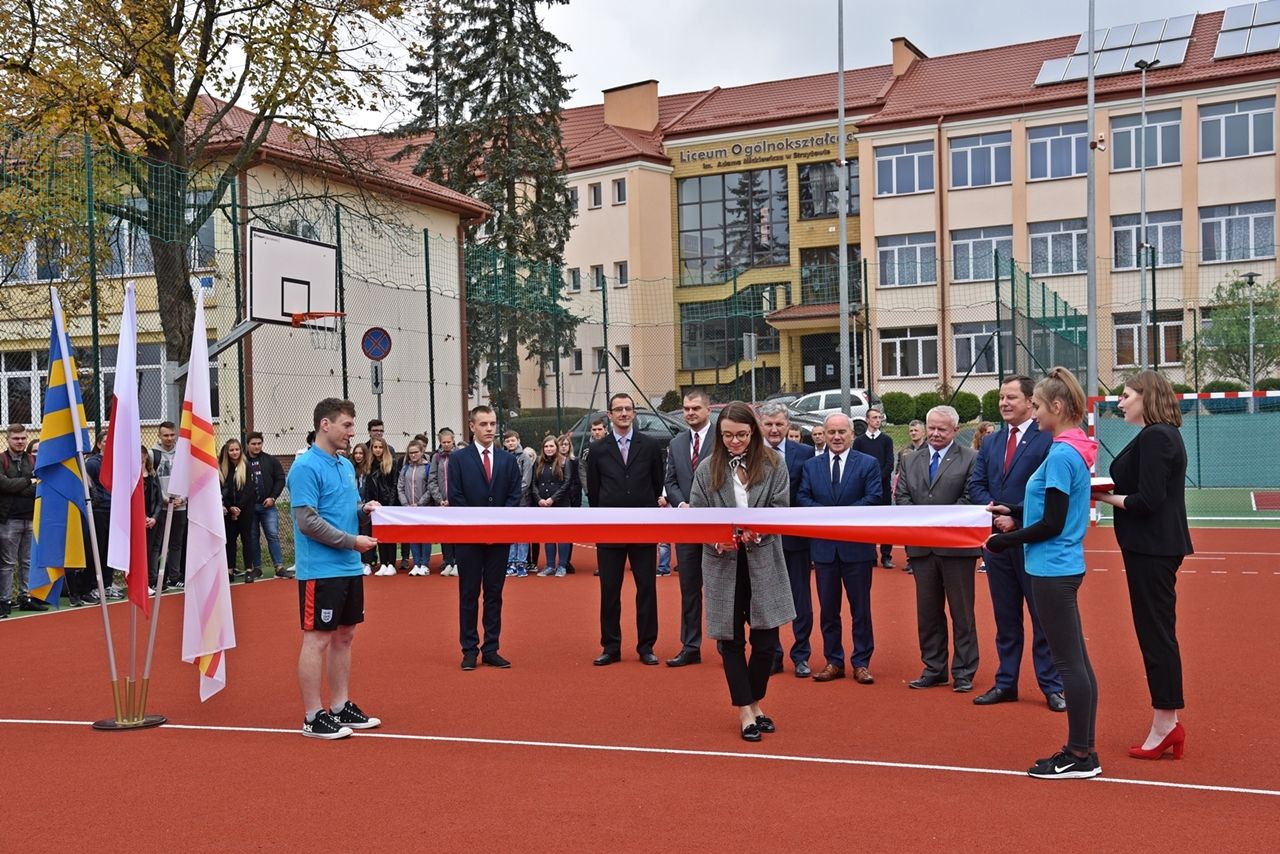 Otwarcie boisk sportowych podczas Podsumowania Roku Sportowego w Strzyżowie